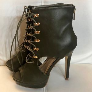 Worn once dark olive green heeled open toe boots
